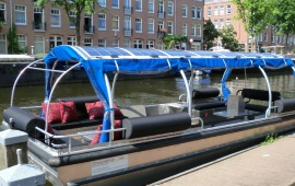 Boot huren Amsterdam. Rondvaartboot Dreamtime