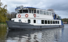 Boot huren Loosdrecht. Partyboot Bommelervaart