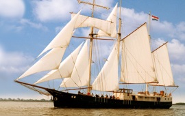 Boot huren Amsterdam. Klipper Admiraal van Kinsbergen