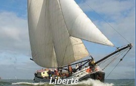 Boot huren Weesp. Tjalk Liberté