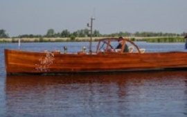 Boot huren Terherne. Salonboot Juntien