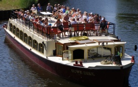 Boot huren Den Bosch. Rondvaartboot Ouwe Dirk