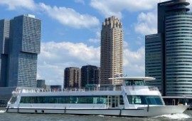 Boot huren Rotterdam. Partyboot Parel van de Maas