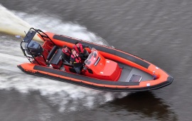 Boot huren Lelystad. Speedboot Tornado RIB 225 pk