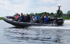 Boot huren Rotterdam. Speedboot Agulhas