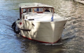 Boat rental Amsterdam. Saloon boat Britannia