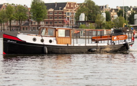 Boot huren Amsterdam. Salonboot Giuliana