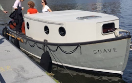 Boot huren . Motorboot Suavé