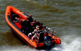 Boot huren Rotterdam. Speedboot Snelle RIB 