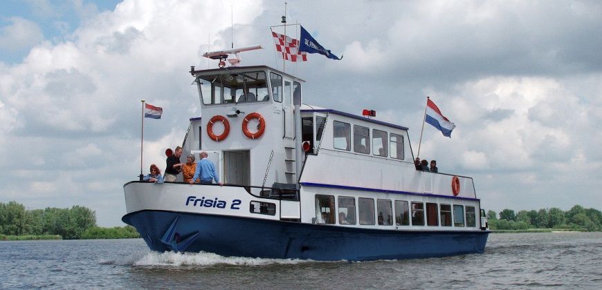 partyboot zeeland frisia