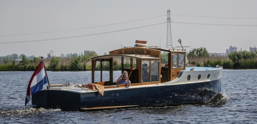 Salonboot huren Friesland Bodensee