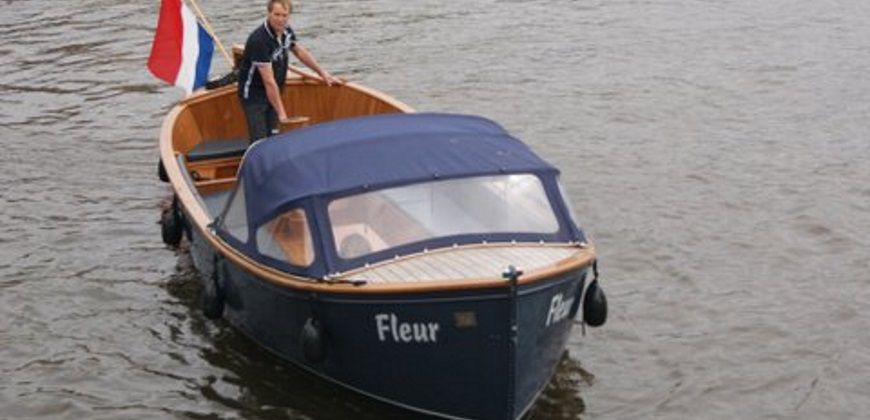 sloep huren amsterdam fleur