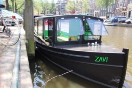 Boot huren Amsterdam. Salonboot Zovia